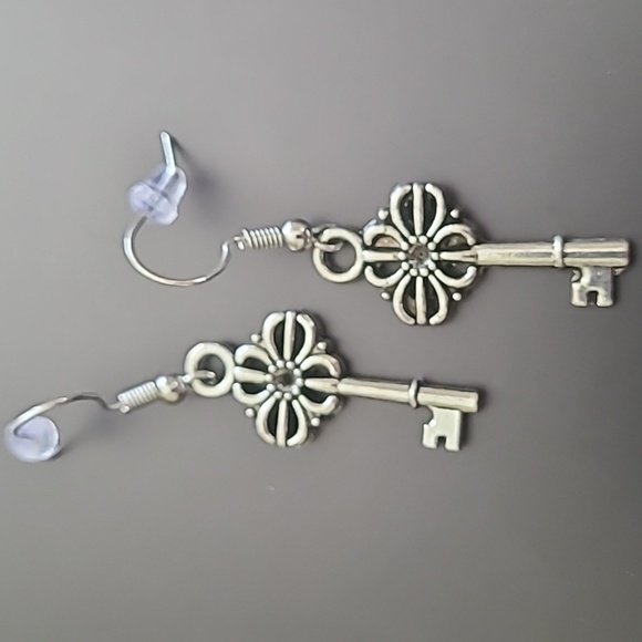 Jewelry - Key Earrings